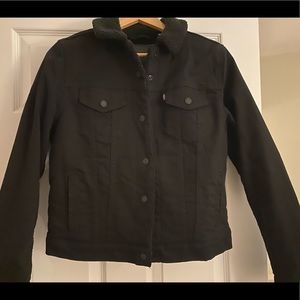 Levi’s Sherpa lined black denim jacket